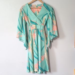 Floral Kimono Sleeve Dress in Mint and Pink